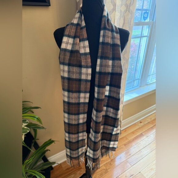 Barbour Lambswool Scarf 100% Wool Classic Tartan Plaid Brown/Green/Beige Fringed - Picture 3 of 9